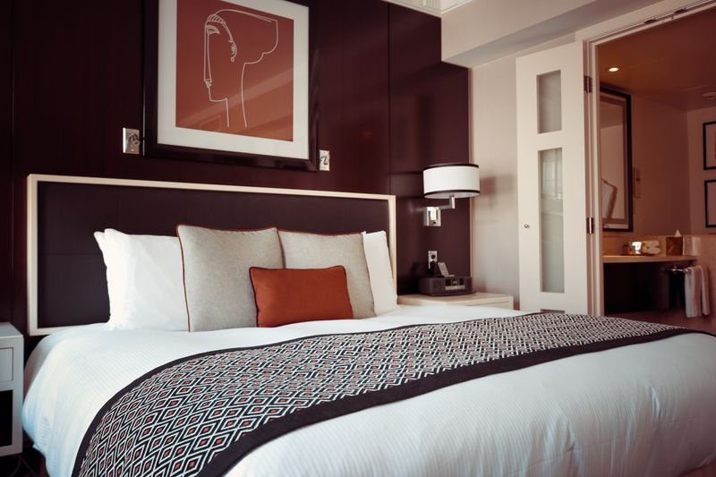 Guest-ready bedroom for short-term rental turnover